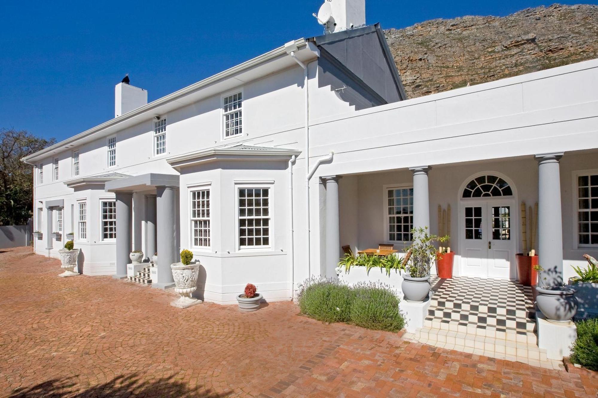 Capeblue Manor House Hotel Muizenberg Buitenkant foto